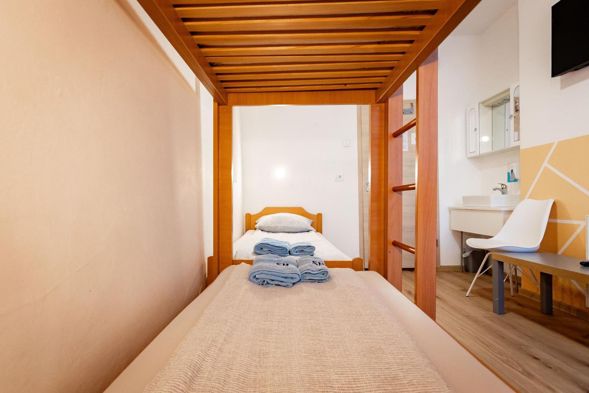 Hostel Soline 포르토로즈 외부 사진