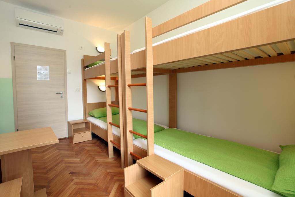 Hostel Soline 포르토로즈 외부 사진